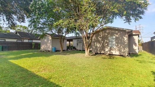 Houston 1-story, 3-bed 8802 Burden Street-idx