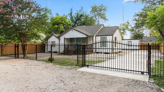 Houston 1-story, 6-bed 2409 Spence Street-idx