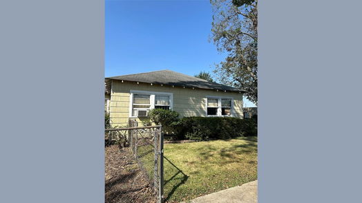 North Houston 1-story, 2-bed 1523 Charles Road-idx