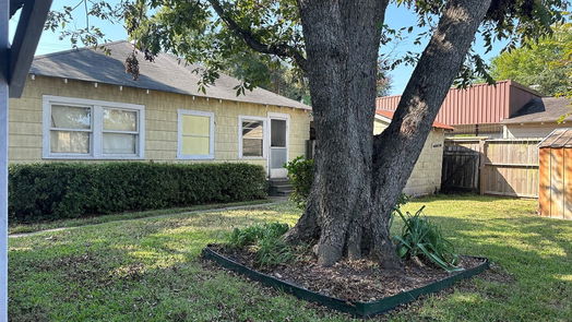 North Houston 1-story, 2-bed 1523 Charles Road-idx