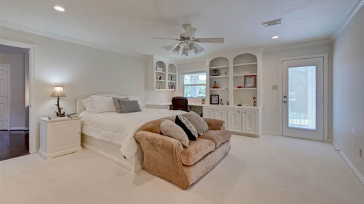 Houston 2-story, 6-bed 807 Kingsmark Drive-idx