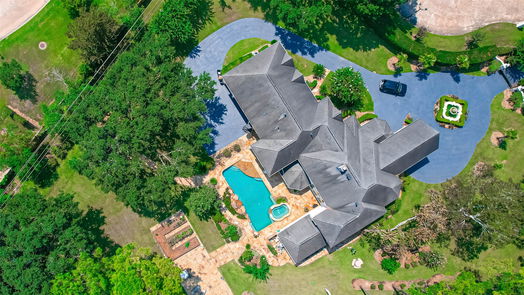 Houston 2-story, 6-bed 807 Kingsmark Drive-idx