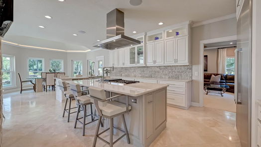 Houston 2-story, 6-bed 807 Kingsmark Drive-idx