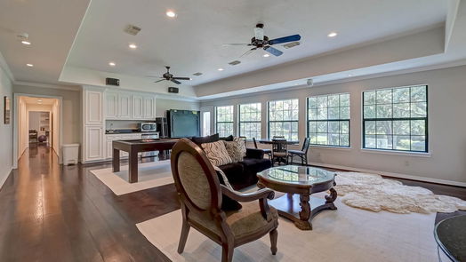 Houston 2-story, 6-bed 807 Kingsmark Drive-idx