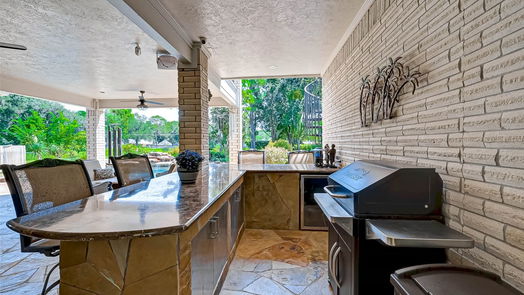 Houston 2-story, 6-bed 807 Kingsmark Drive-idx