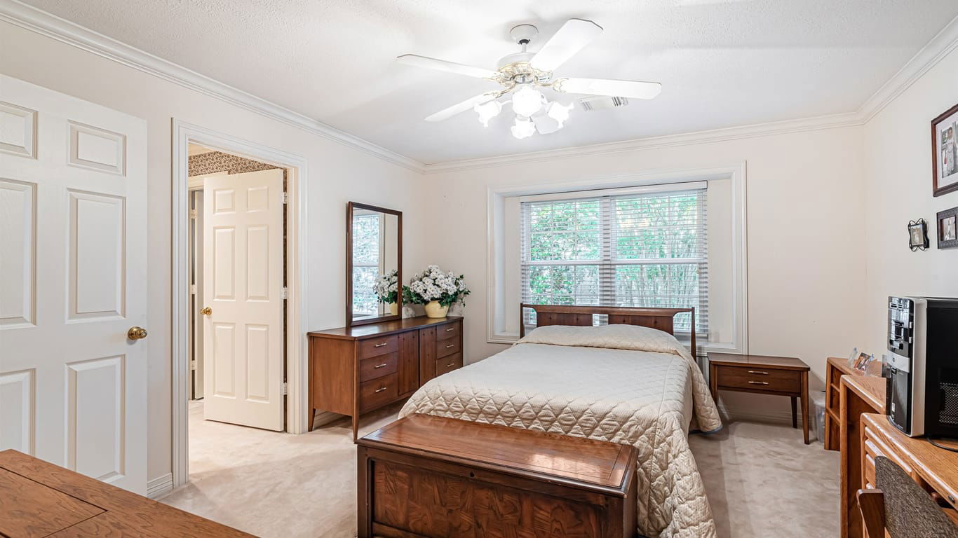 Houston 2-story, 4-bed 1603 Hampton Oaks Circle-idx