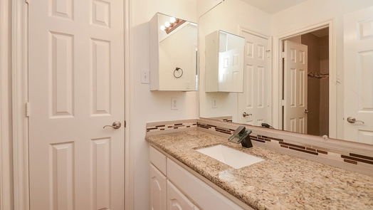 Houston 2-story, 5-bed 17031 Feather Fall Lane-idx