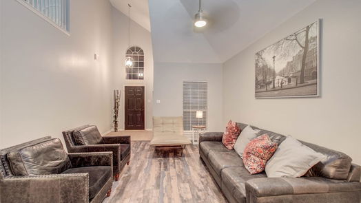 Houston 2-story, 3-bed 15618 Kentwater Court-idx