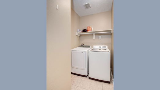 Houston 2-story, 3-bed 15618 Kentwater Court-idx