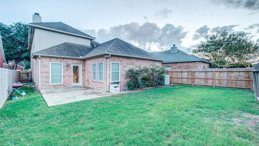 Houston 2-story, 3-bed 15618 Kentwater Court-idx