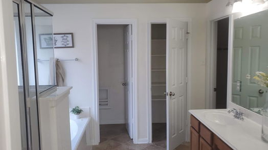 Houston 2-story, 5-bed 9707 Pine Bank Drive-idx