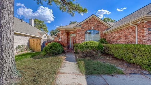 Houston 1-story, 3-bed 15615 Valley Creek Drive-idx