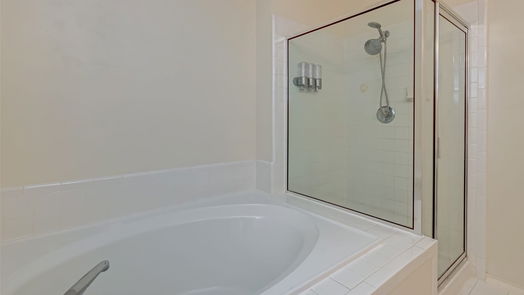 Houston 1-story, 3-bed 15615 Valley Creek Drive-idx