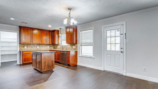 Houston 2-story, 5-bed 8510 Shallowlake Court-idx