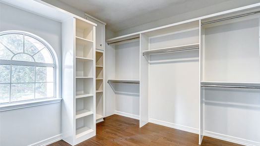 Houston 2-story, 5-bed 8510 Shallowlake Court-idx