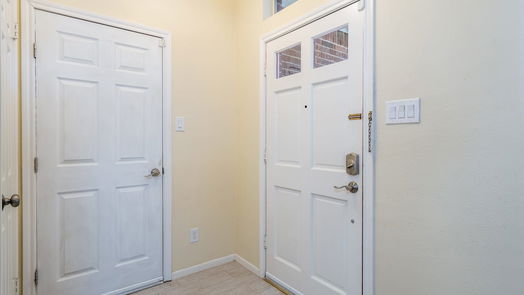 Houston 2-story, 4-bed 7710 Hidden Oaks Lane-idx