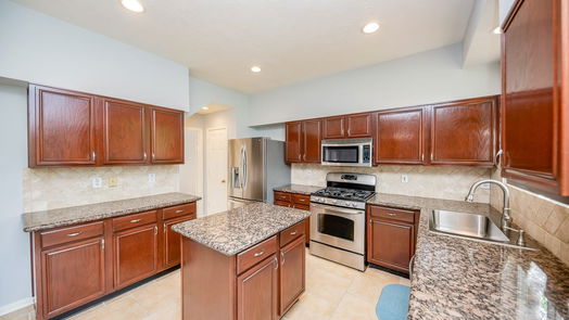 Houston 2-story, 4-bed 17319 Kiowa River Lane-idx