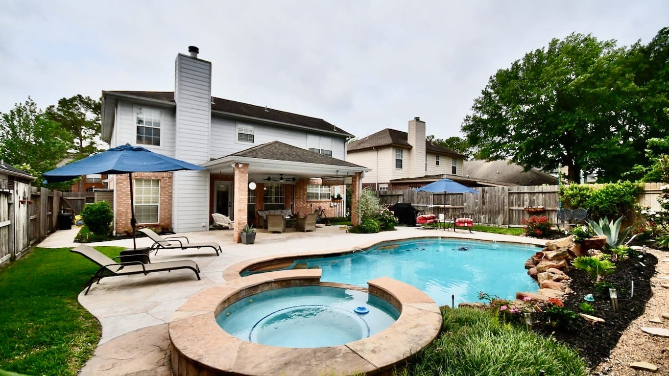 Houston 2-story, 3-bed 17122 Crown Meadow Court-idx