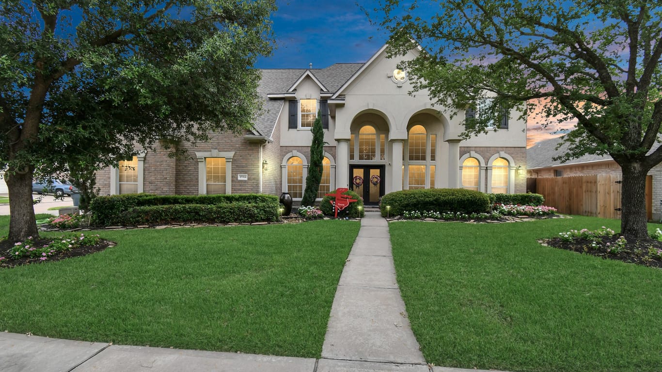 Houston 2-story, 4-bed 17314 Pinecreek Hollow Lane-idx