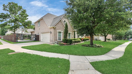 Houston 2-story, 4-bed 17314 Pinecreek Hollow Lane-idx