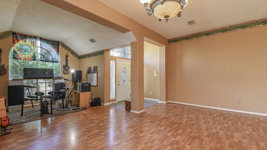 Houston 1-story, 3-bed 8503 Majesticbrook Drive-idx