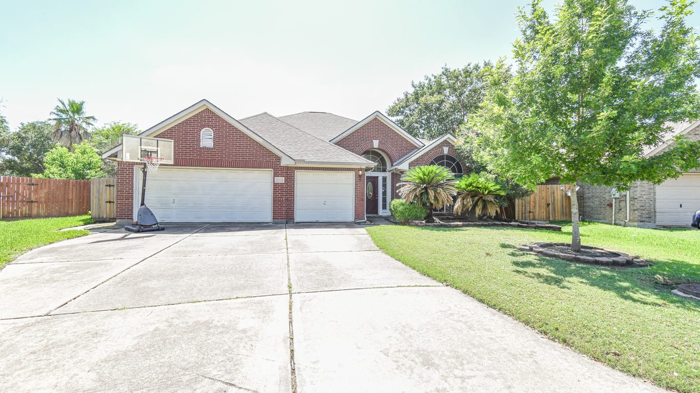 Houston 1-story, 3-bed 8503 Majesticbrook Drive-idx