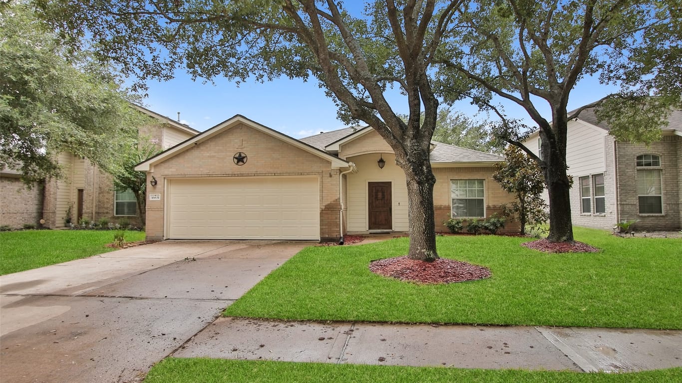 Houston 1-story, 3-bed 16631 Greenbriar Point Lane-idx