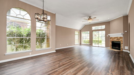 Houston 1-story, 4-bed 7038 River Garden Drive-idx