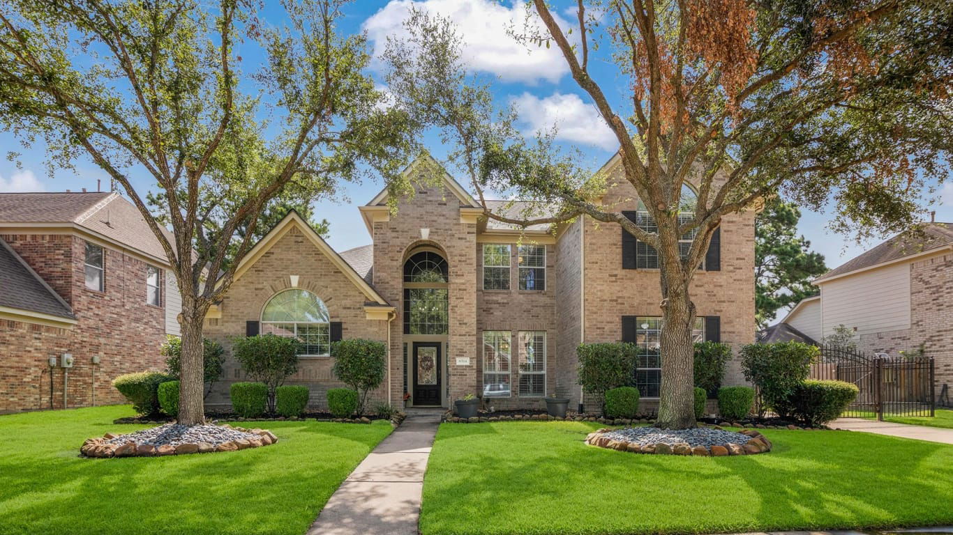 Houston 2-story, 5-bed 8514 Brighton Lake Lane-idx