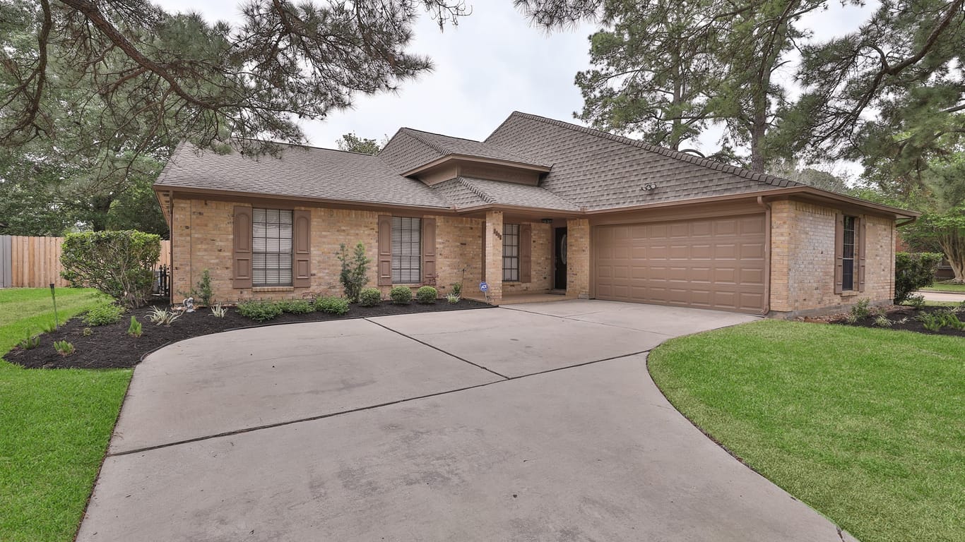 Houston 1-story, 4-bed 7502 River Garden Drive-idx