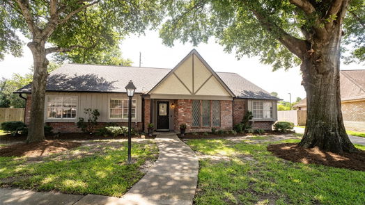 Houston 1-story, 3-bed 8410 Forestside Lane-idx