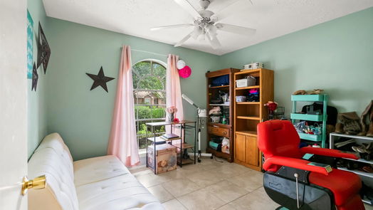 Houston 1-story, 4-bed 16323 Maplemont Drive-idx