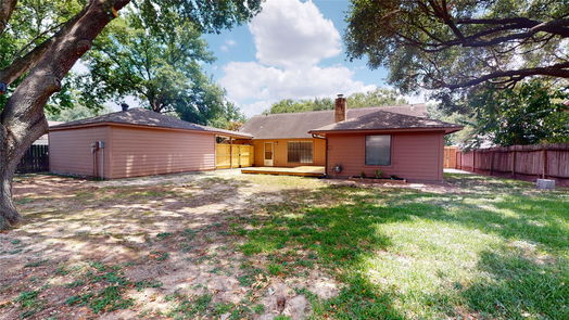 Houston 1-story, 3-bed 15734 Lakedale Drive-idx