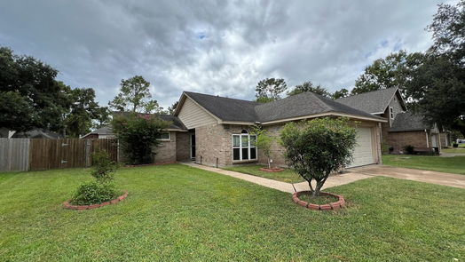 Houston 1-story, 3-bed 8422 Greenleaf Lake Drive-idx