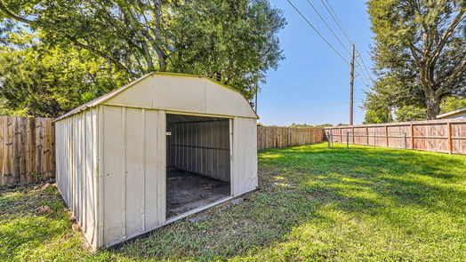 Houston 2-story, 4-bed 7863 Maple Brook Lane-idx