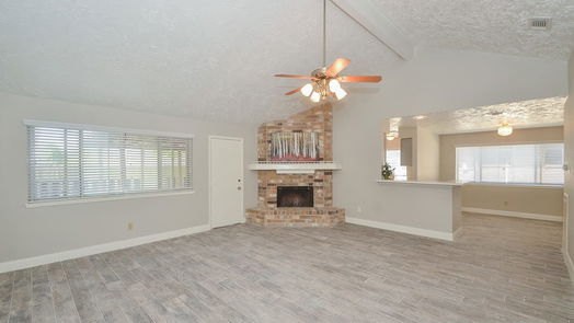 Houston 1-story, 3-bed 16335 Sky Blue Lane-idx