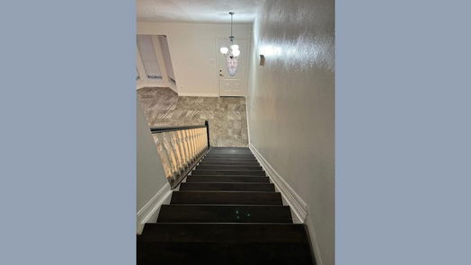 Houston 2-story, 3-bed 7718 Springville Drive-idx