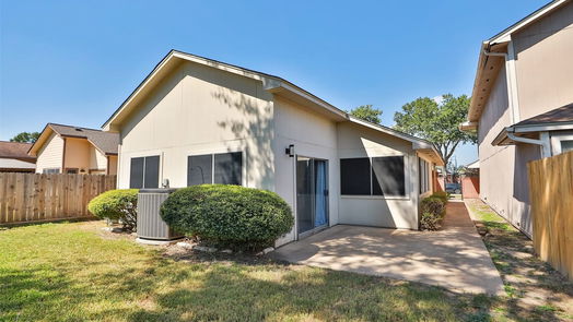 Houston 1-story, 3-bed 16167 Golden Sands Drive-idx