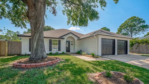 Houston 1-story, 3-bed 17523 Saxon Drive-idx