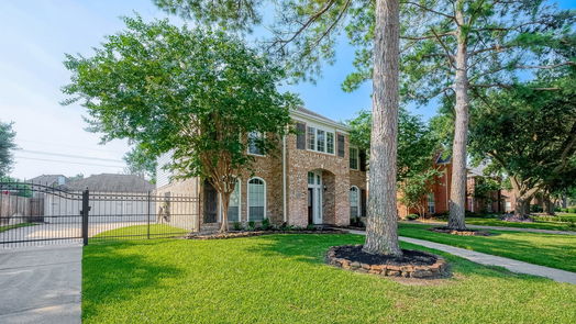 Houston 2-story, 4-bed 8910 Bonnyview Drive-idx