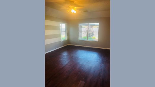 Houston 1-story, 3-bed 10123 Barr Lake Drive-idx