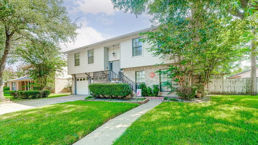 Houston 2-story, 3-bed 8410 Pine Falls Drive-idx