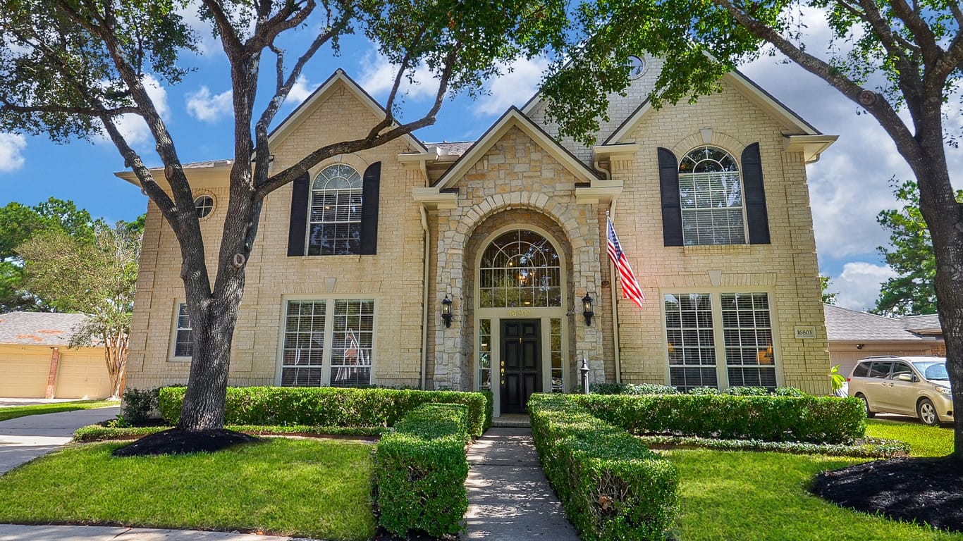 Houston 2-story, 5-bed 16803 Laguna Springs Drive-idx