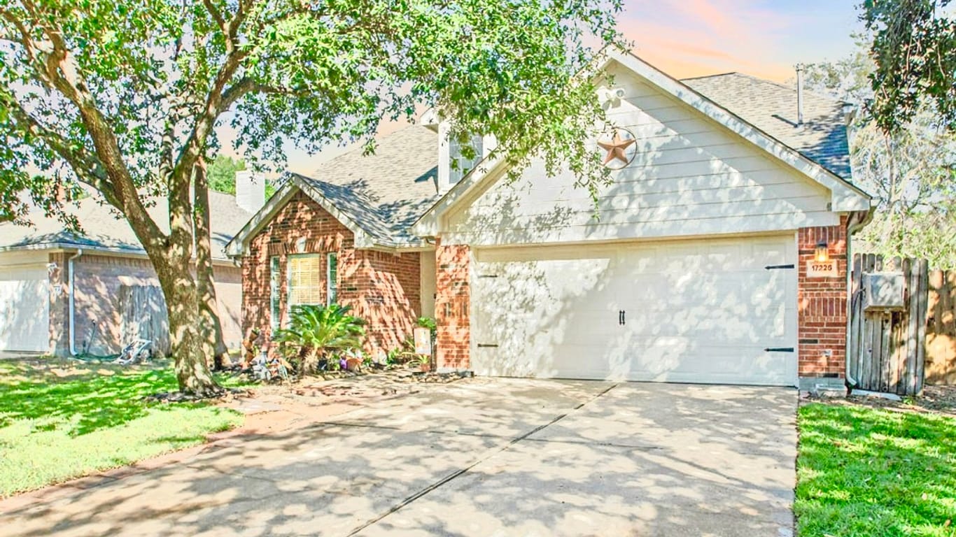 Houston 2-story, 3-bed 17226 Stonebridge Trail-idx