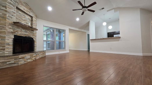 Houston null-story, 3-bed 16419 Mccormick Drive-idx