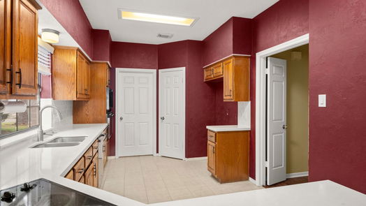 Houston 2-story, 4-bed 16031 Country Bend Road-idx