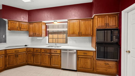 Houston 2-story, 4-bed 16031 Country Bend Road-idx