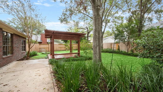 Houston 2-story, 4-bed 16031 Country Bend Road-idx