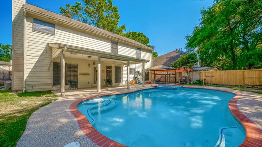 Houston 2-story, 4-bed 7839 Sunny Ridge Drive-idx