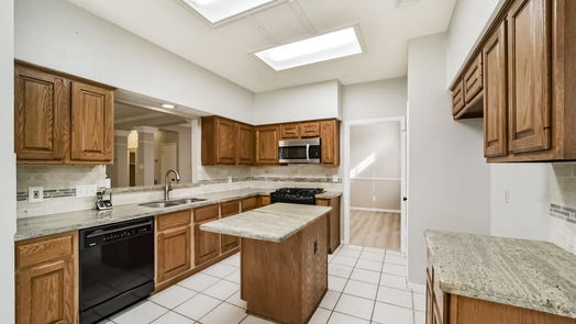Houston 1-story, 4-bed 7531 Basswood Forest Court-idx
